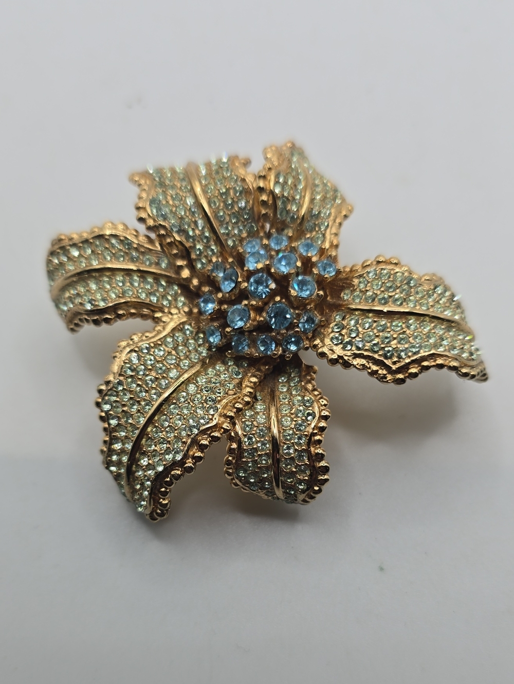 Ciner Vintage Gold-Tone Floral Crystal Brooch in Light Blue